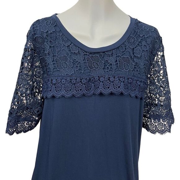 Adrianna Papell Navy Blue Top Shirt Lace Sleeves And Neckline Overlay Size Small - Picture 3 of 11